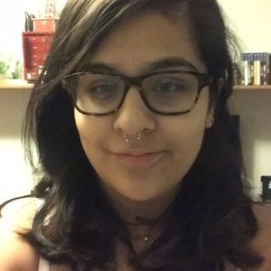 Meet your Posher, Maria